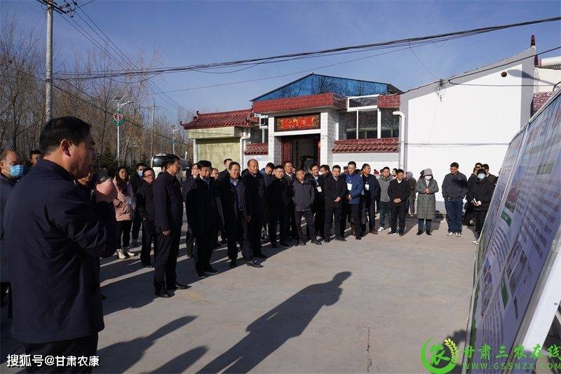 静宁县威戎镇武高村:户厕改造 美了乡村乐了农户_农村_能源建设_低碳