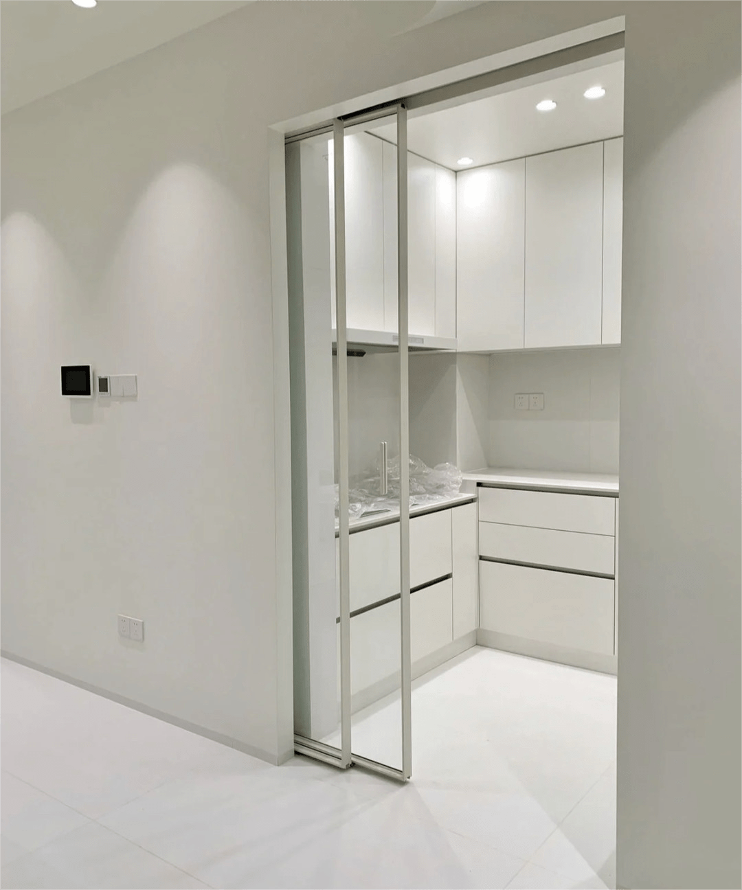 厨房推拉门改用口袋门,简直不要太方便了