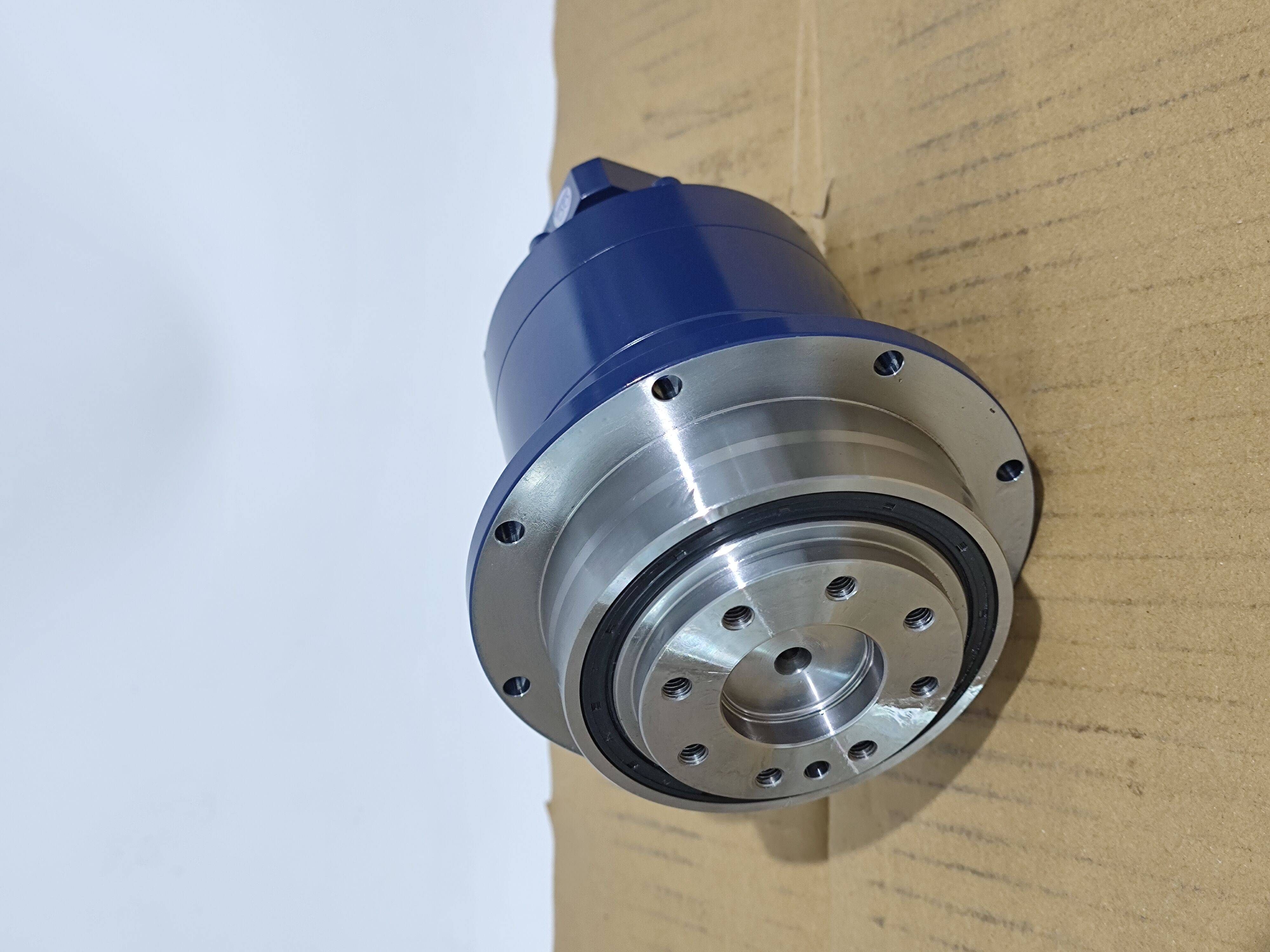 eamon伊明牌直角精密行星减速机斜齿 转角齿轮减速机 齿轮箱减速机