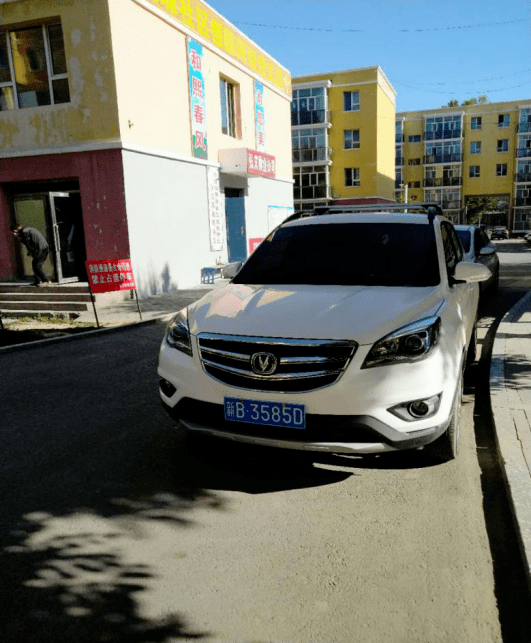 不文明行为曝光 以下车辆占用消防通道您的爱车是否 榜上有名 木垒县