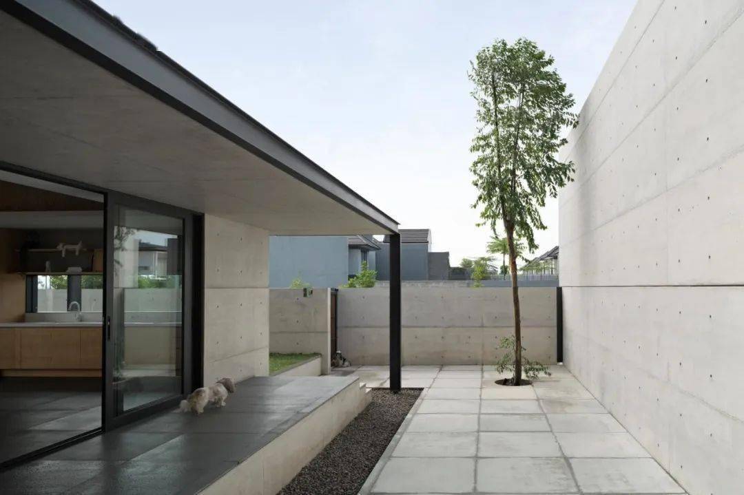 听见寂静超酷治愈系清水混凝土别墅