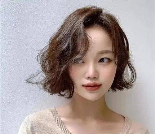 今年流行wob头 | 最受小姐姐喜爱!_发型