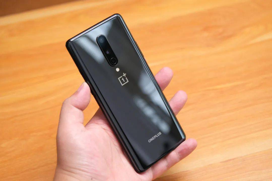 【推荐】一款少见的轻薄骁龙865手机