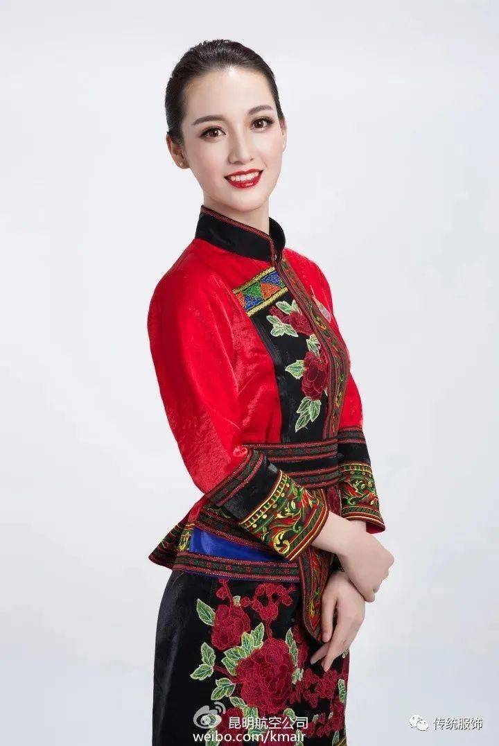 当"东方美学"邂逅"都市商务"(航空制服港台篇)| 点亮传统_旗袍