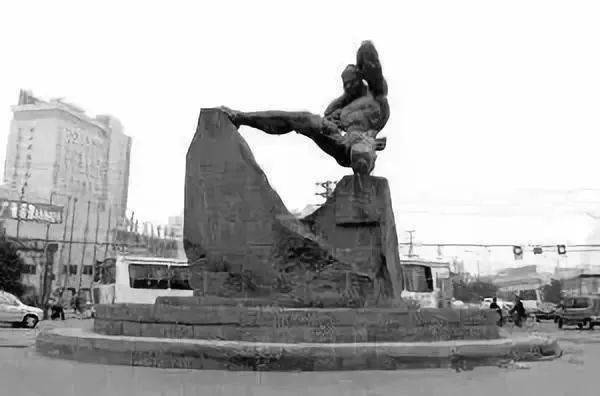 越南开国之王原来是"古成都人"系列之八:"五丁开山"迎难而上_秦国