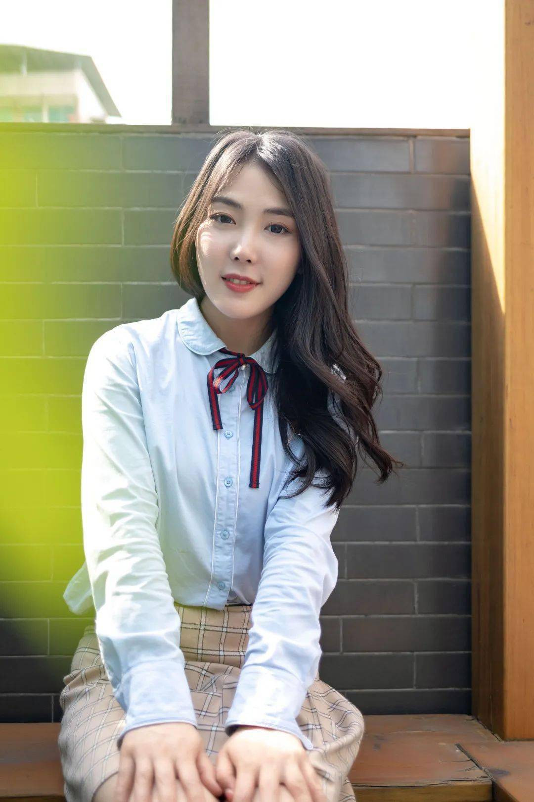 我有一个演员梦一只粉笔写春秋甘为孺子育英才杨婧