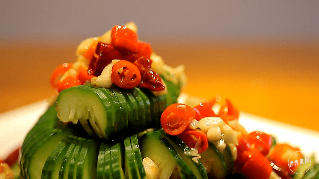 餐桌上最常见的凉拌菜,这样做精致到认不出来