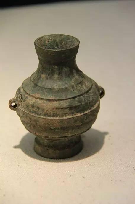 撮是古代的一种容量单位,一撮的容量是256粒黍,古人用此计量药量.