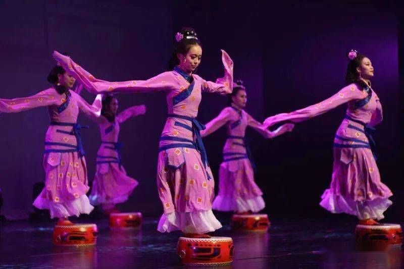 南阳汉画中的舞乐百戏:原生态歌舞,可以这样美!