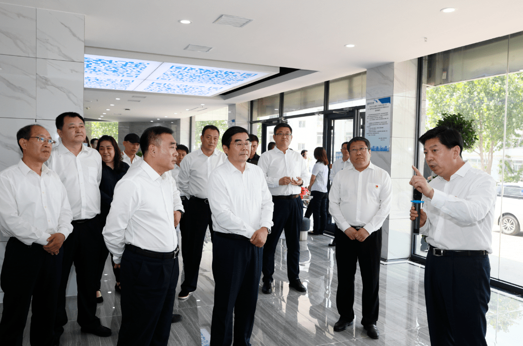 热烈祝贺这项战略合作签约成功为遵化经济发展注入新活力