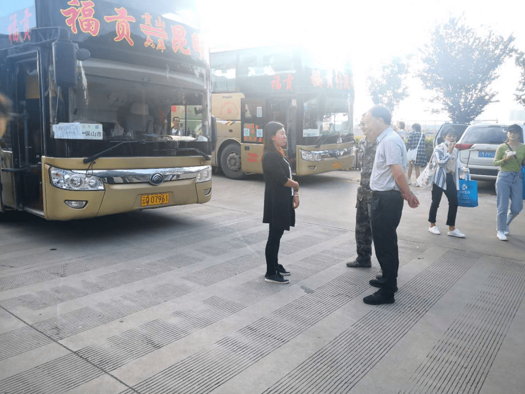 6月7日,副县长张雪莲在县教育体