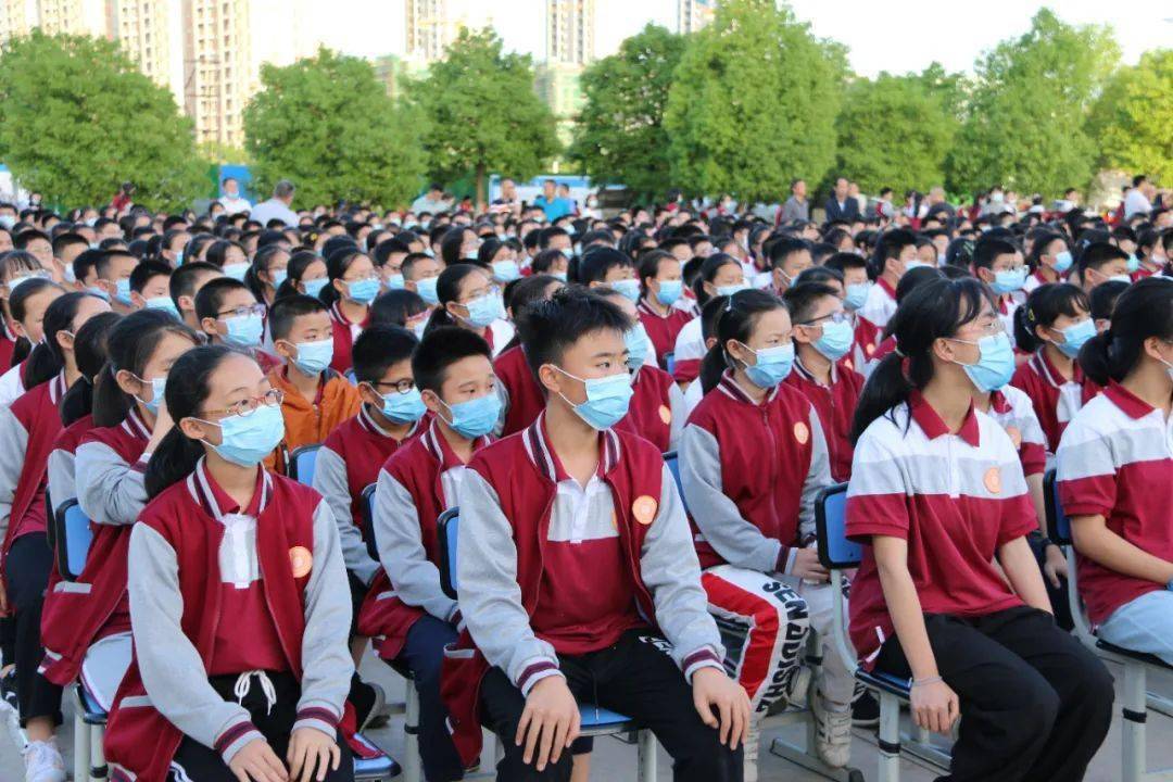 情景剧 《英雄·丰碑》走进梓潼县潼江中学,文昌镇中学,开展送红色