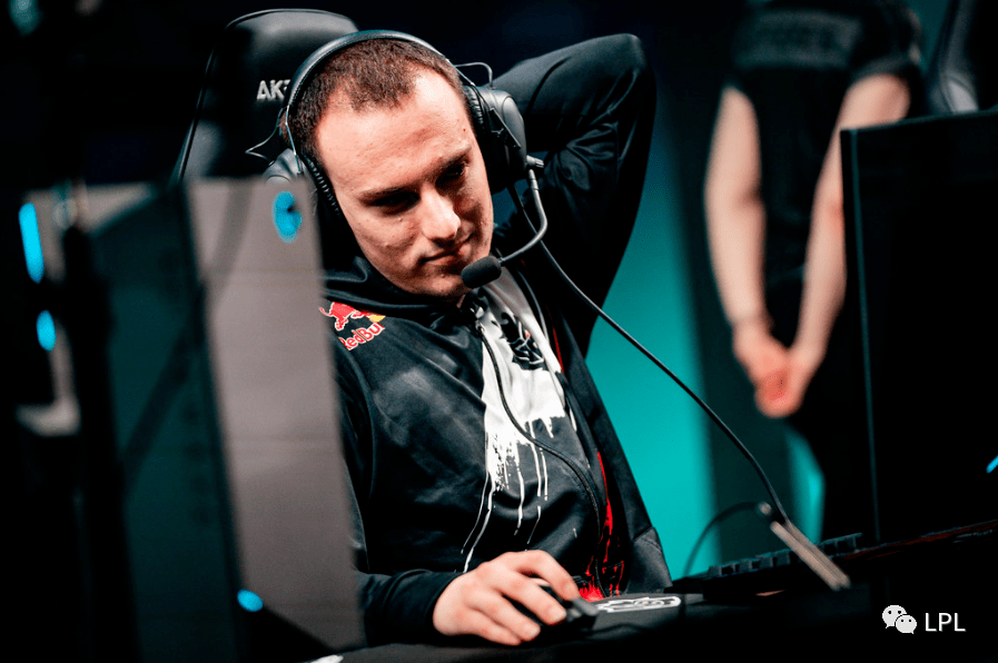 perkz父亲因癌症去世发文坦言自己非常痛苦