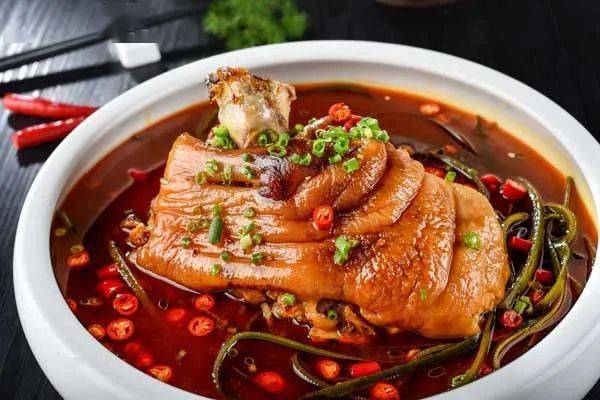 上海人最爱"猪三宝"