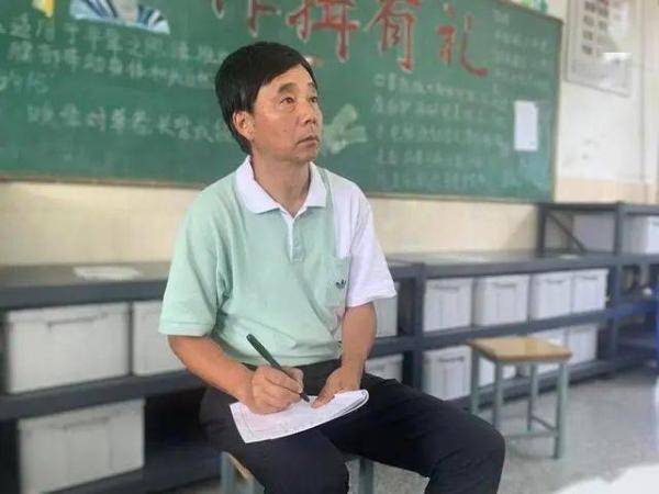 老师的身份结束"吴光耀说他会认真过好退休后的每一天这些年吴光耀