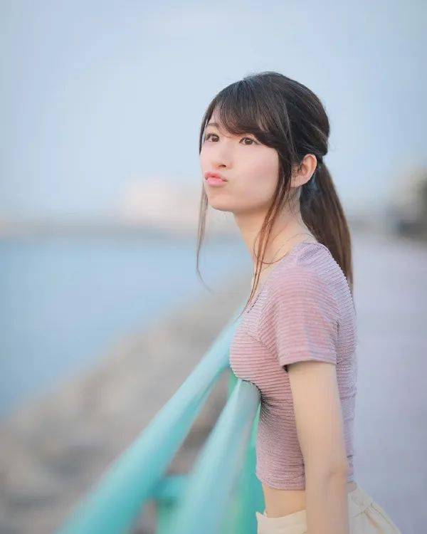 你女朋友力气真大,她背着我偷吃