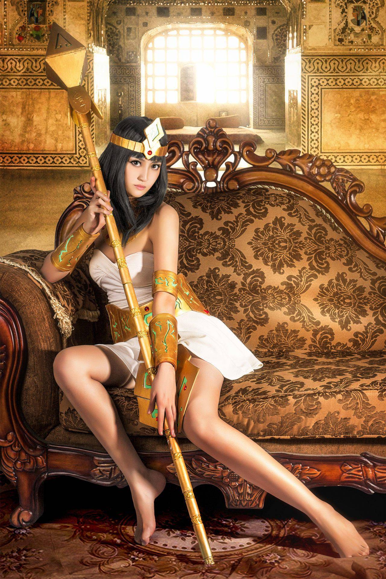 英雄联盟 豹女埃及艳后cosplay_莫雪