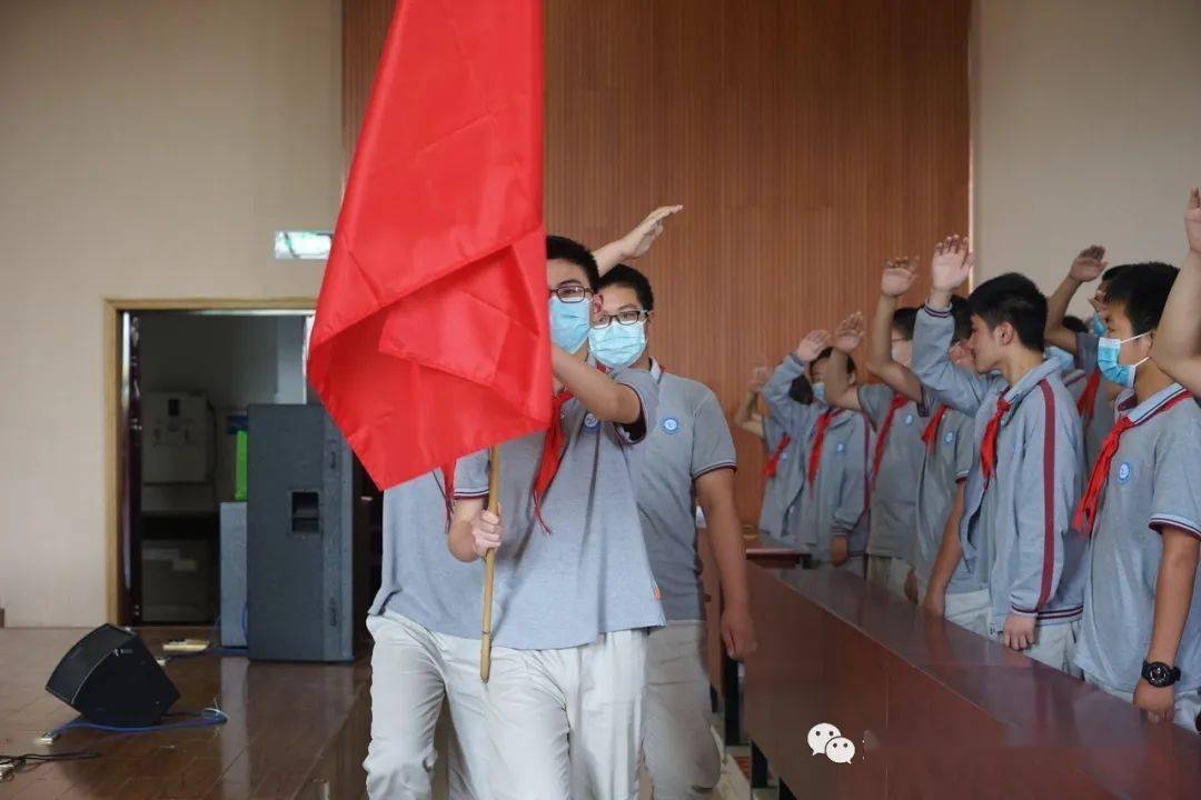 东林中学告别金色童年拥抱多彩青春