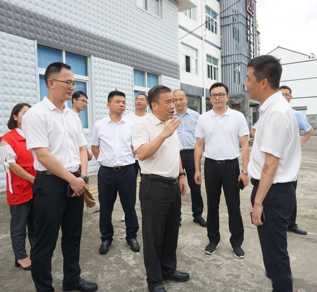 南宋镇大埔山村有户籍人口2039人,党员66名,村里以矿山井巷业劳务输出