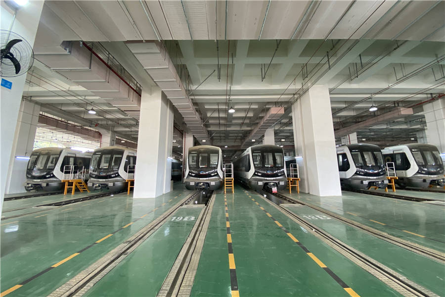 成都地铁今年将开通5条线路 地铁6号线三期已进入列车调试阶段