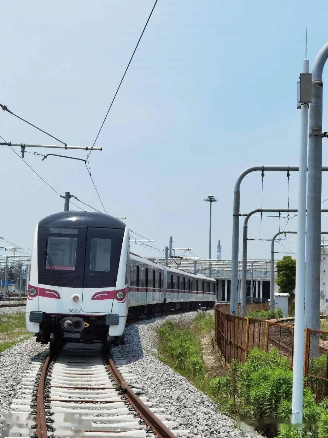 上海轨道交通首个一体化扩能工程6号线港城路车辆段正式投入使用