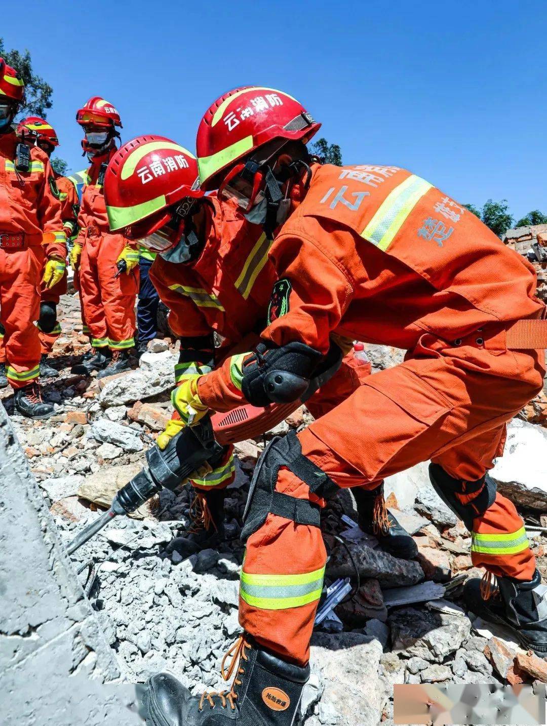 招聘2020年楚雄消防合同制专职消防员招聘公告