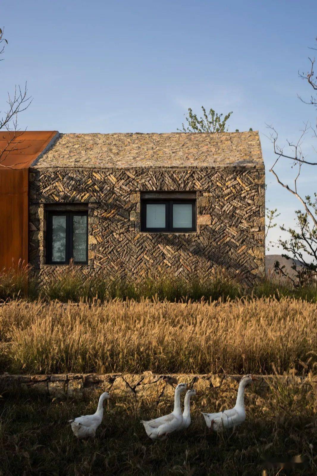 公共服务中心△ 公共服务中心-符号化语言△ 公共服务中心-景观构筑物