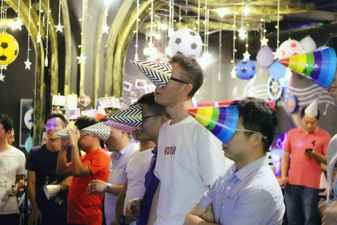 轰趴趣味团建如何玩?看这里神奇帽子派对游戏