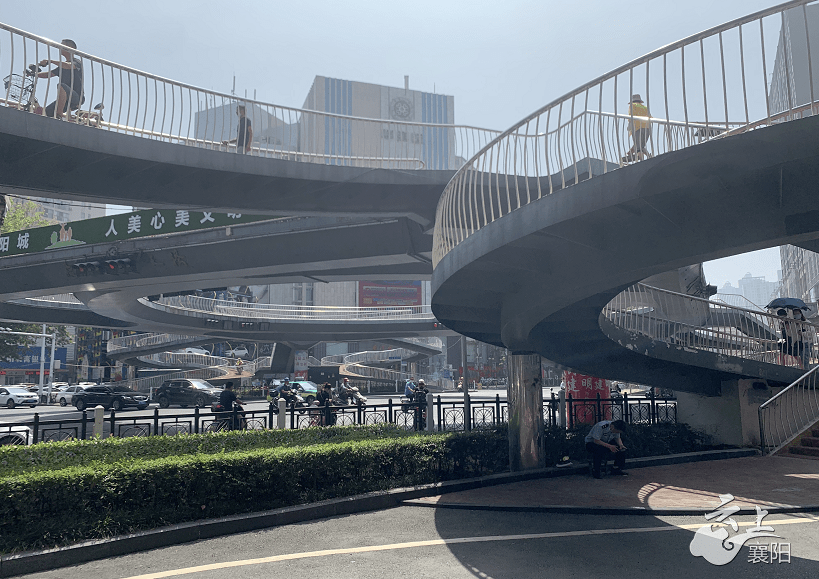 樊城这里的飞环天桥是拆还是改造市住建局回应