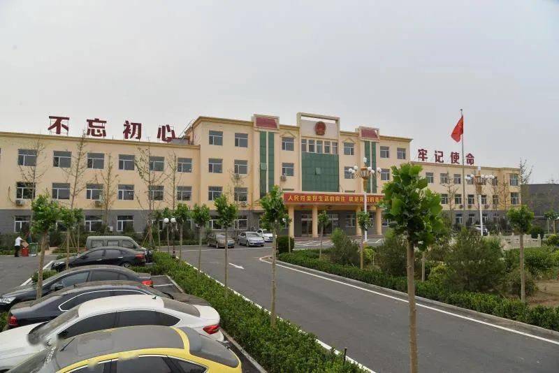 乡镇机构改革——无极县七汲镇努力营造环境优美,简洁高效的办公环境