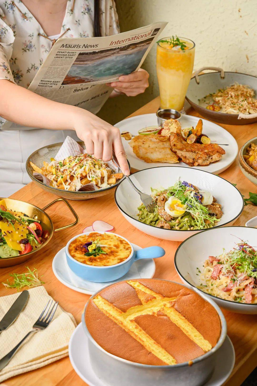 江南西『地摊西餐』吃9道菜只花99元,现在不吃是想等原价吗?