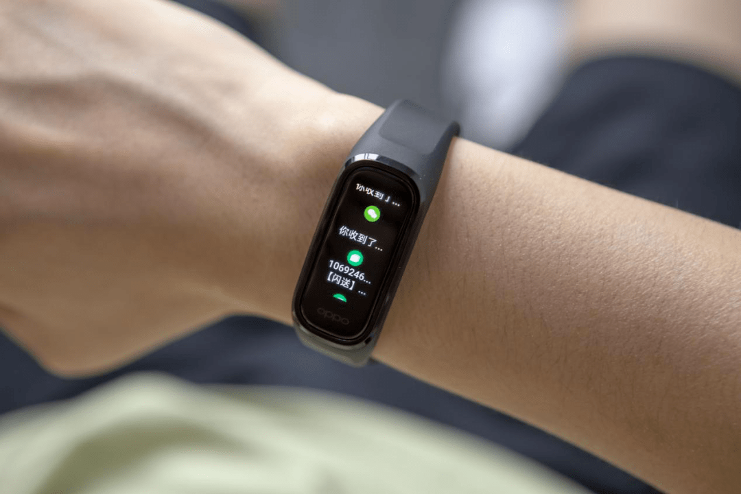 炫彩于外实用在内oppo智能运动手环测评