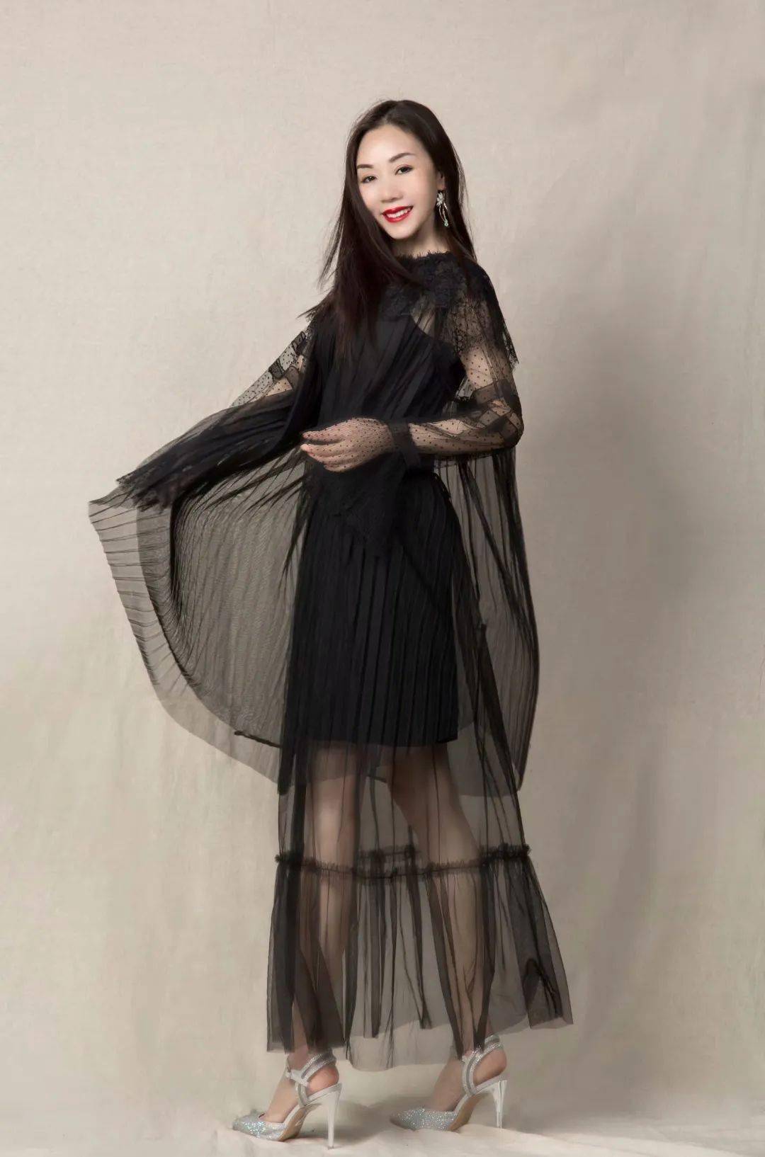 东方艺璇色彩能量轻讲09经典黑白灰