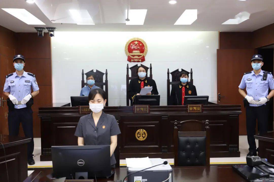 依法严惩毒品犯罪平南法院集中宣判五起涉毒案件