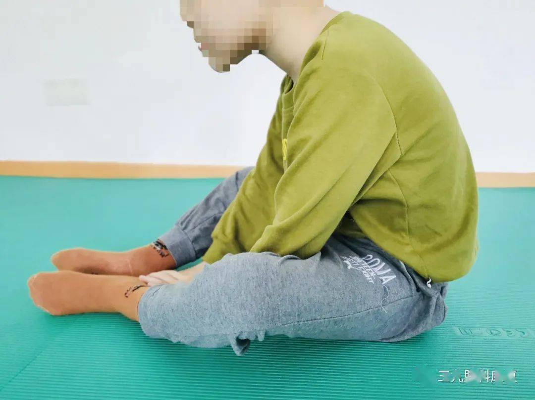 5月坐位发育顺序正常儿童我们了解一下首先01所以,获得良好的坐位功能