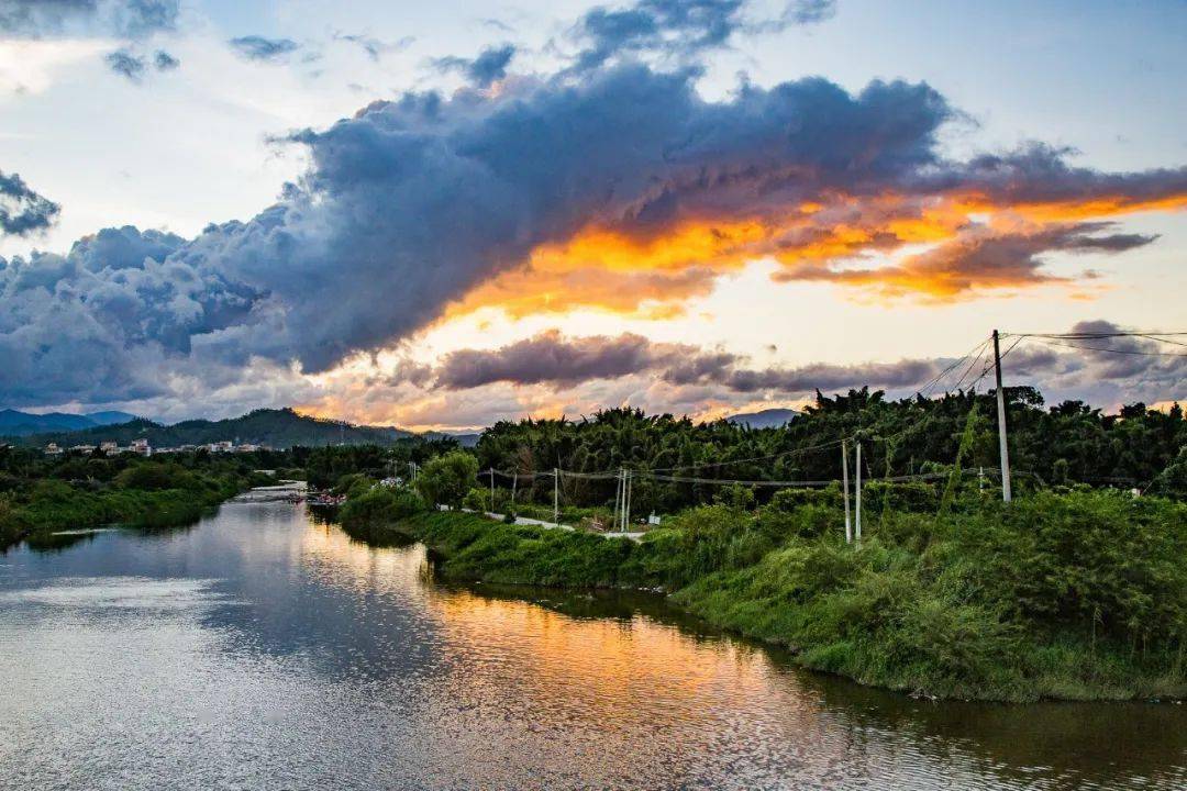 今天傍晚,葵潭这里的晚霞好美!