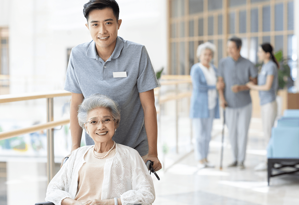 养老这事业不是一般人能做的,没有大爱和情怀,我劝你还是别来做养老了