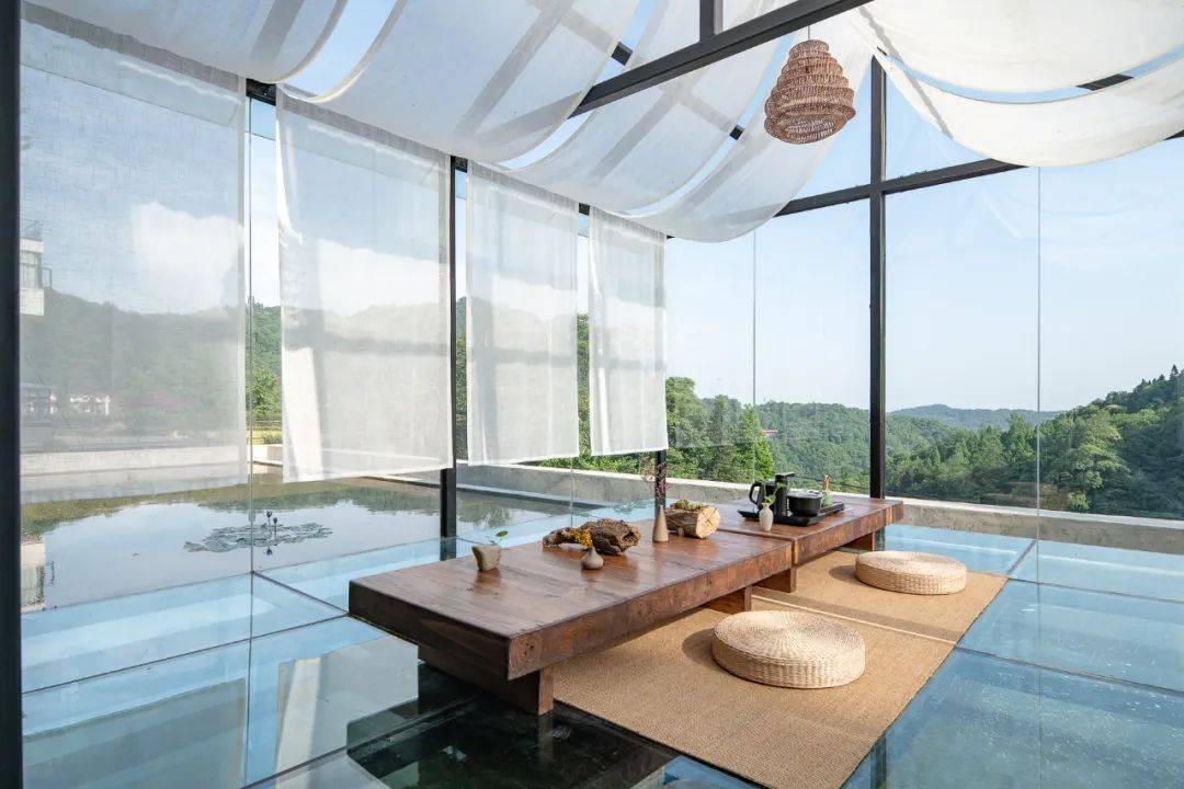 民宿270全透明漂浮茶室超大私人露台还不来青城山逍遥快活