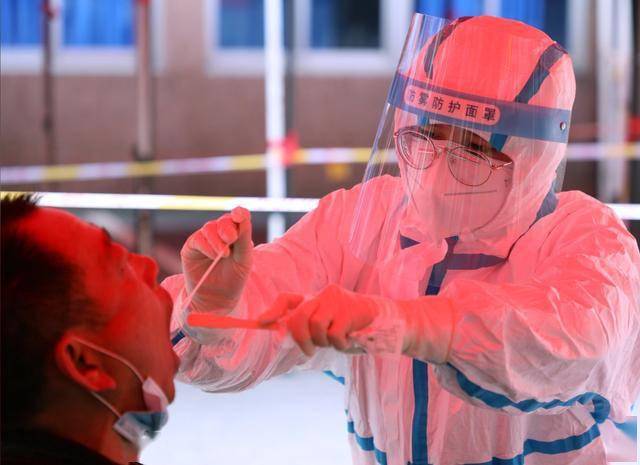 诊断隔离防护神器保护酷暑下医护人员