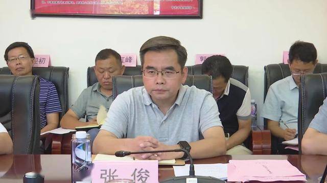 聂智胜来我县工业园区调研并召开座谈会