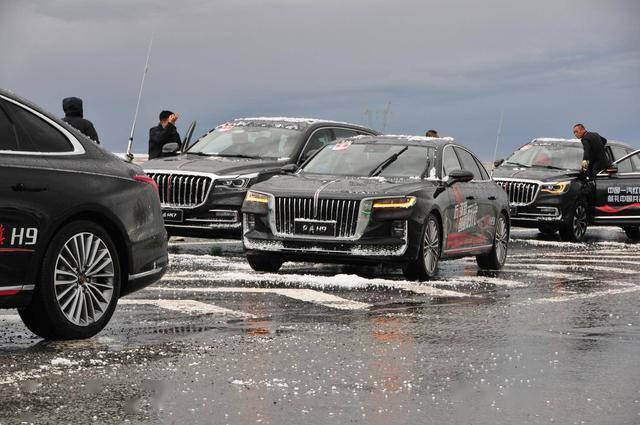 畅行青藏高原红旗h9长测车队以完美表现征服高海拔测试