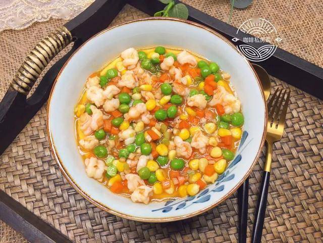 五色蒸水蛋:口感嫩滑,营养翻倍,全家都爱吃