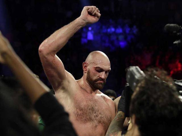 富里推广人提醒拳迷:与约书亚之战远远没有完成,别太高兴了_沃伦