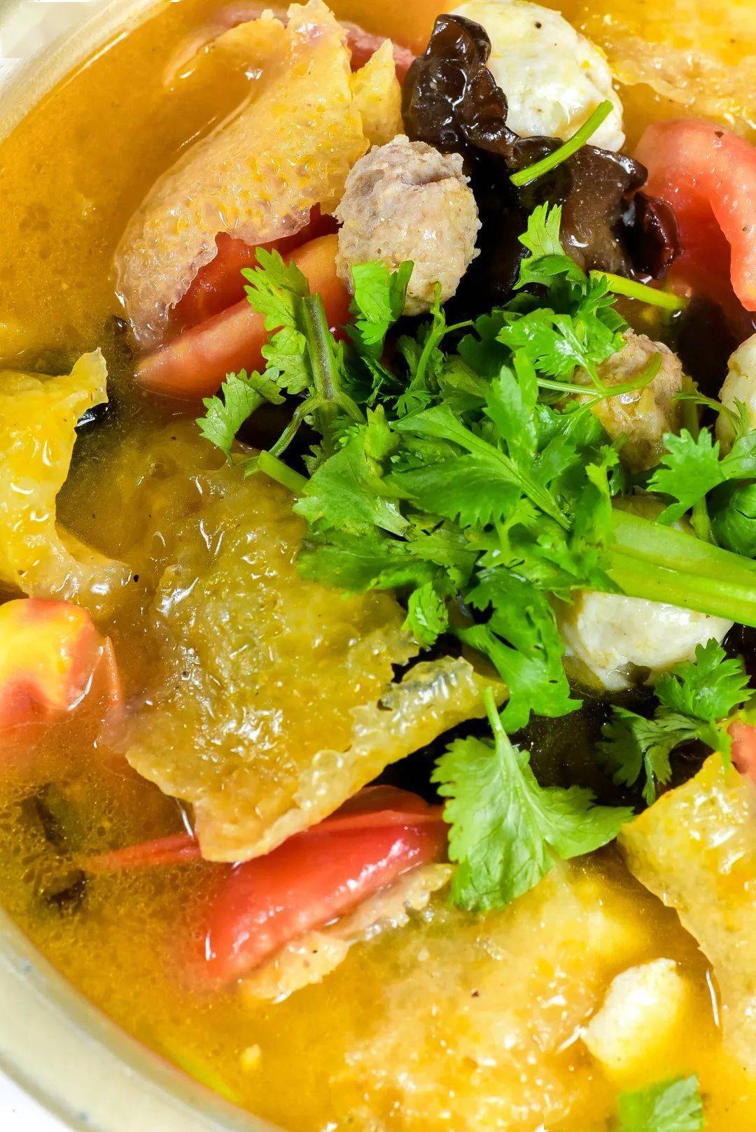 徐州的烧杂拌就是要空盆才能看出厨师的手艺.