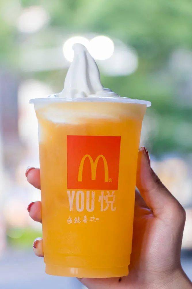 麦当劳麦炫酷限时5元夏日快乐水就是它了嗝爽