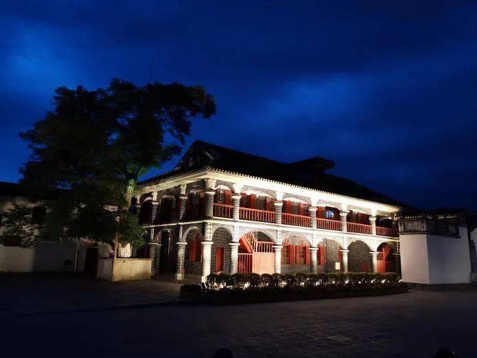 开启夜景模式!遵义会议会址首次夜间面向公众开放