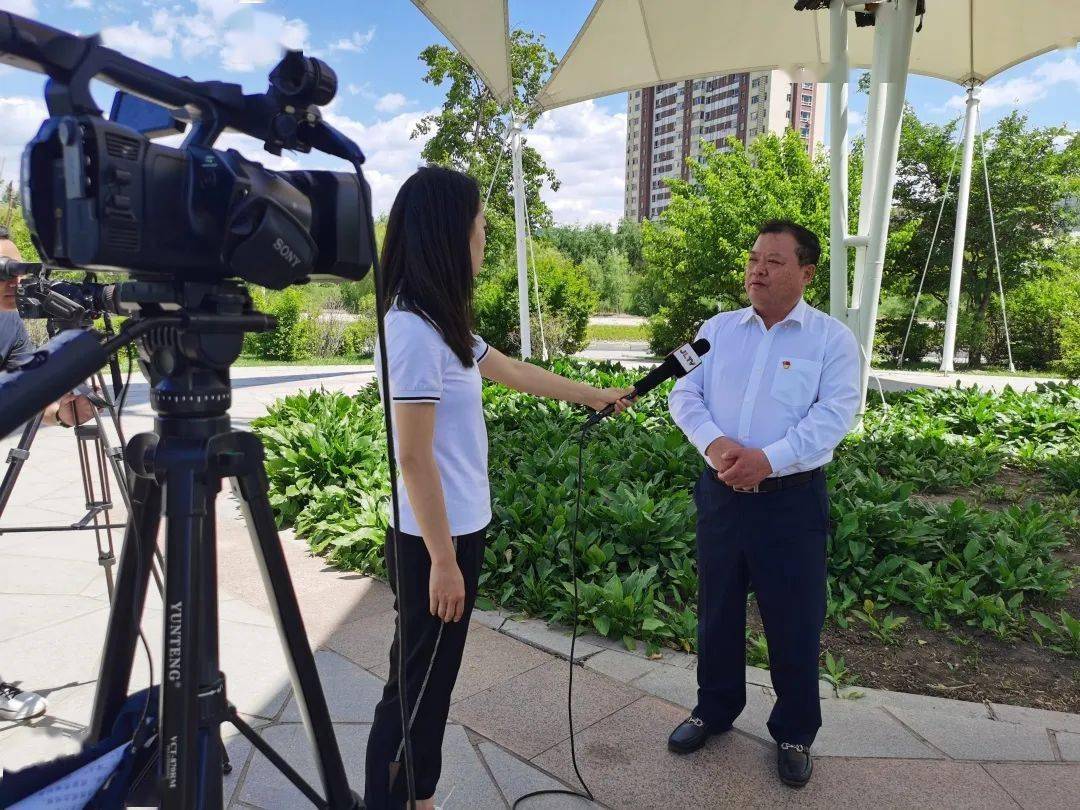 县委书记谈发展:突破思维旧定势,拓宽发展新空间