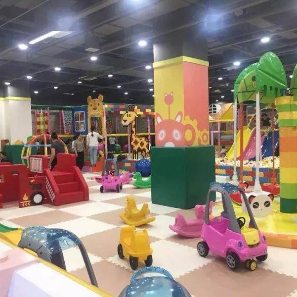 30团60限时抢,阿迪达斯1折起,华阳城端午撒欢趴你心动了吗?