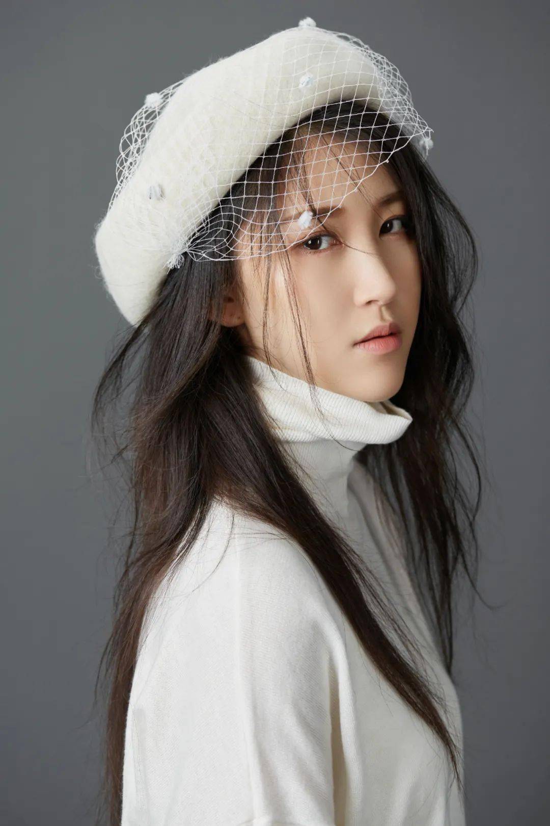 星声首发no.81期 | 拿奖无数的钢琴系美女段江旻新歌《纠葛》首发