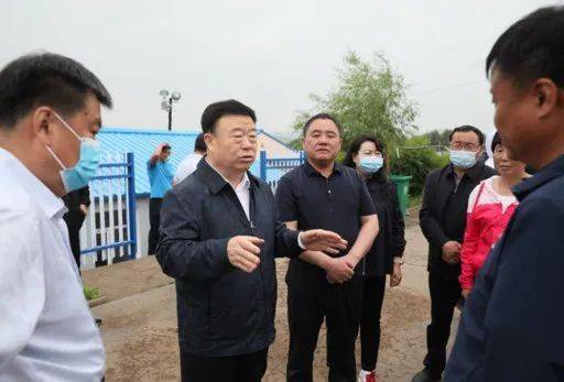 张恩惠到科右前旗调研冰雹灾害情况